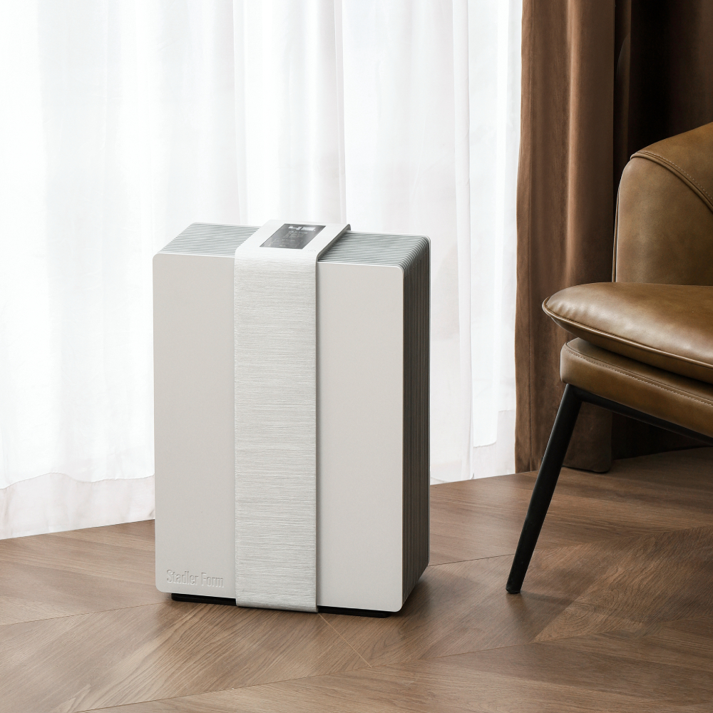 Nawilżacz z funkcją oczyszczania Stadler Form Robert, biało-srebrny